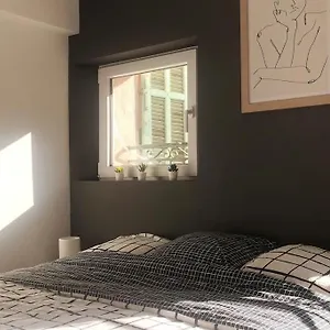 https://studio-cosy-en-plein-centre-ville.fr-provencehotel.com