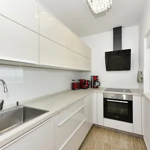 Mm Luxury Gold & Rubin Apartment